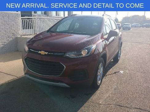 Used 2018 Chevrolet Trax LT w/ LT Convenience Package FWD image 10