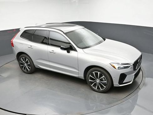 Used 2023 Volvo XC60 T8 Plus w/ Protection Package Premier AWD/4WD image 18