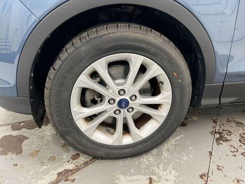 Used 2018 Ford Escape SE w/ SE Sync 3 Package AWD/4WD image 26