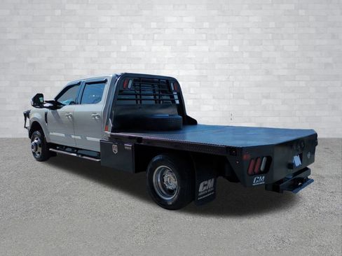 Used 2022 Ford F350 Lariat w/ Lariat Value Package image 6