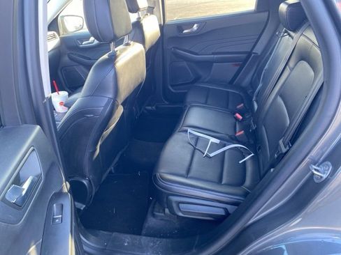 Used 2022 Ford Escape SEL image 13