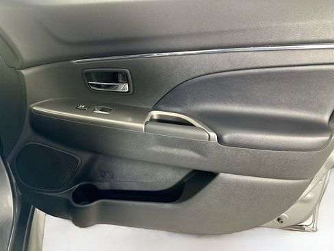 Used 2024 Mitsubishi Outlander Sport SE image 30