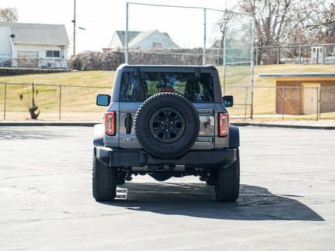 Used 2023 Ford Bronco Wildtrak image 6
