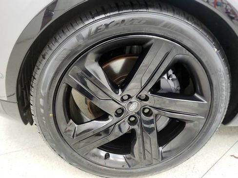 Used 2023 Land Rover Discovery S R-Dynamic AWD/4WD image 79