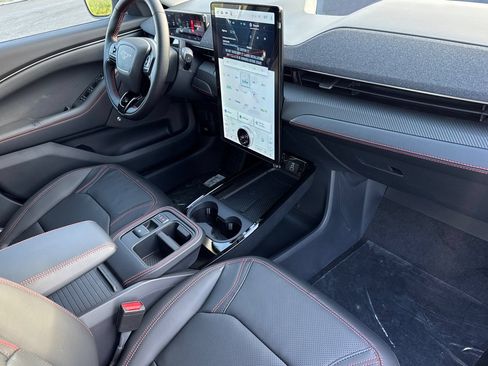 New 2026 Ford Mustang Mach-E Premium w/ Sport Appearance Package AWD/4WD image 18