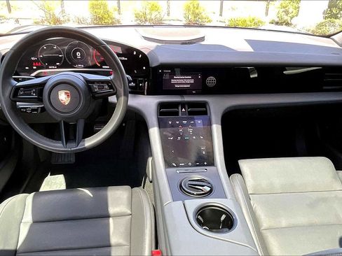 Used 2024 Porsche Taycan image 14