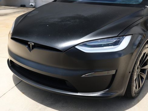 Used 2022 Tesla Model X AWD/4WD image 34