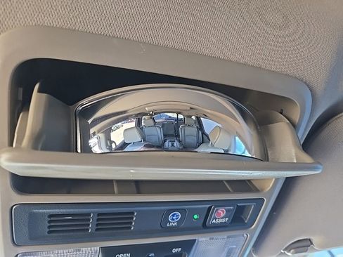 Used 2024 Honda Odyssey Elite image 76
