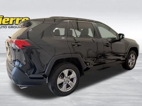 Used 2025 Toyota RAV4 XLE FWD image 6