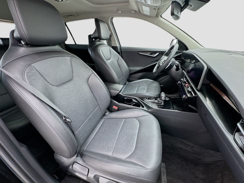 Used 2023 Kia Niro FWD image 20