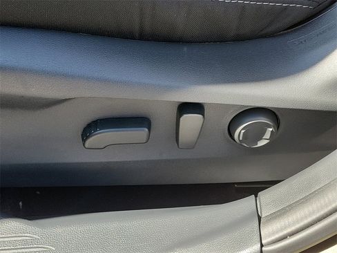 Certified 2025 Subaru Outback Premium image 20