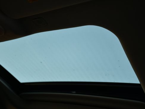 Certified 2023 Toyota Highlander XLE image 13