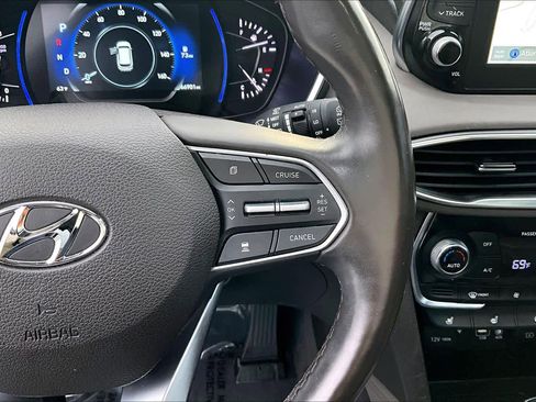 Used 2020 Hyundai Santa Fe Limited image 25