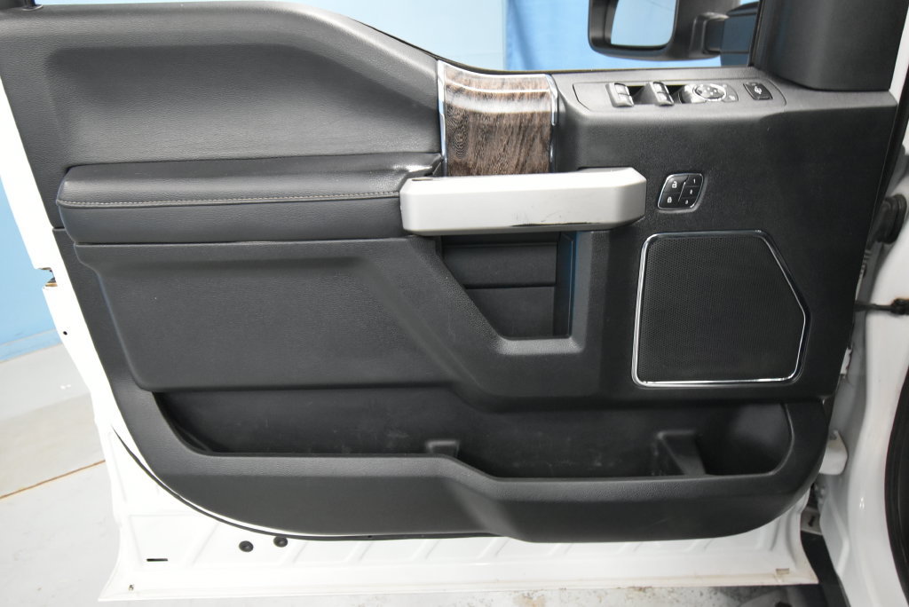 Used 2019 Ford F250 Lariat w/ Lariat Ultimate Package AWD/4WD image 5
