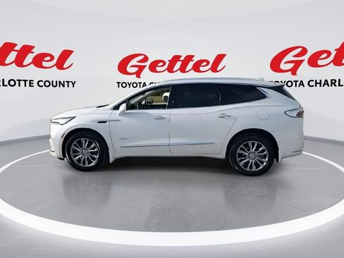Used 2023 Buick Enclave Avenir w/ Avenir Technology Package image 5