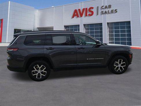 Used 2024 Jeep Grand Cherokee L Limited w/ Luxury Tech Group II image 7