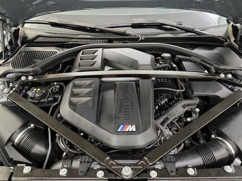 Used 2025 BMW M4 Coupe w/ Executive Package RWD image 36