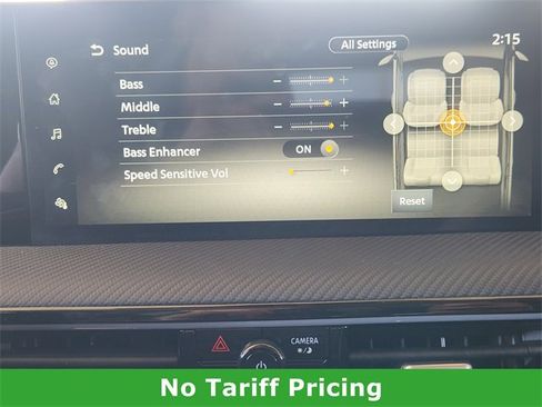 Certified 2025 Nissan Kicks SR image 18