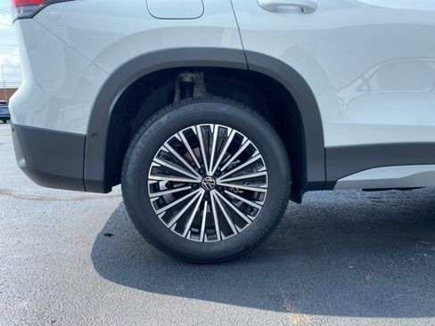 New 2025 Volkswagen Tiguan S image 21