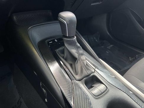 Used 2020 Toyota Corolla SE w/ SE Premium Package FWD image 20