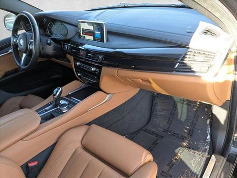 Used 2018 BMW X6 sDrive35i image 23
