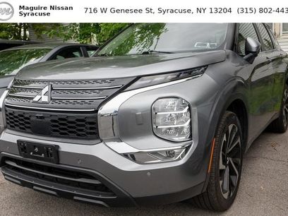 Used 2023 Mitsubishi Outlander SE
