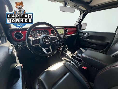 Used 2022 Jeep Wrangler Unlimited Rubicon AWD/4WD image 15