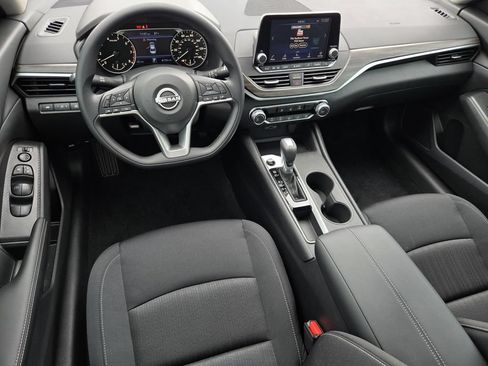 New 2026 Nissan Altima 2.5 SV FWD image 14
