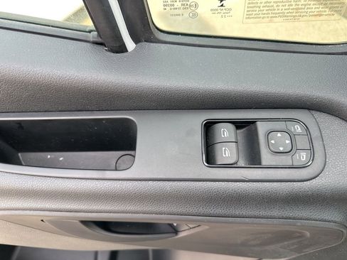 Used 2022 Mercedes-Benz Sprinter 3500 image 25