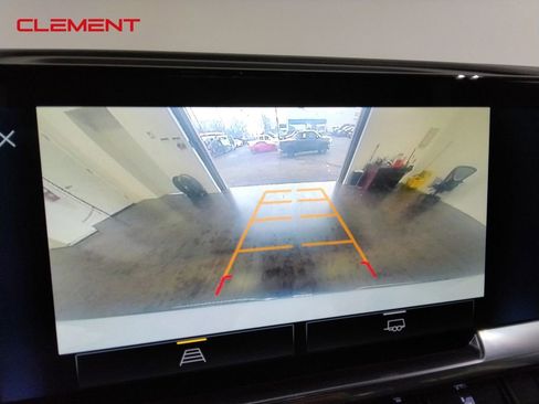 Used 2023 Chevrolet Silverado 1500 RST w/ Protection Package image 19