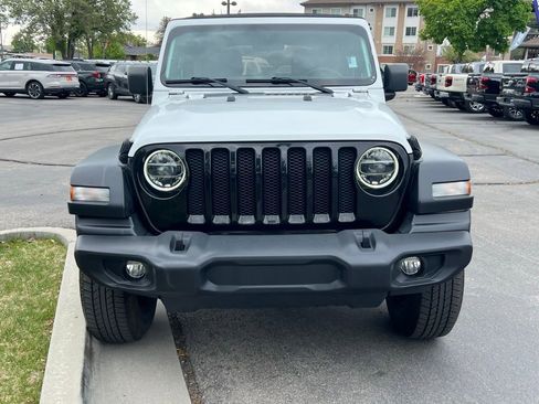 Used 2020 Jeep Wrangler Unlimited Sport AWD/4WD image 4