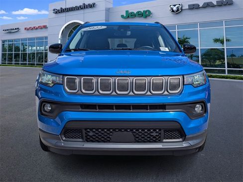 Used 2022 Jeep Compass Latitude w/ Convenience Group image 2