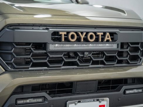 New 2026 Toyota Tacoma 4x4 Double Cab Hybrid image 10