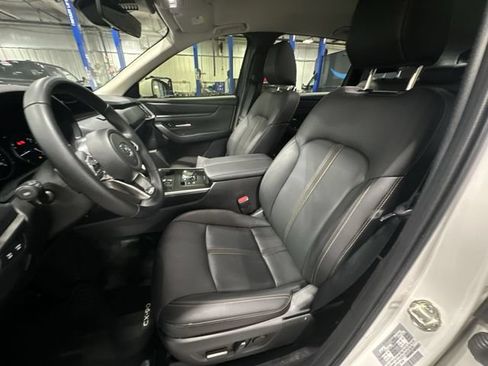 Certified 2026 MAZDA CX-90 3.3 Turbo w/ Select Package AWD/4WD image 17