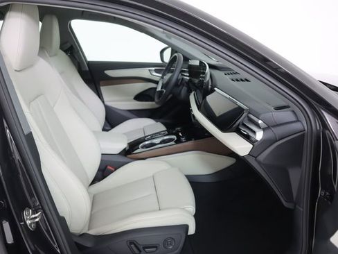 New 2026 Audi A6 Prestige AWD/4WD image 13