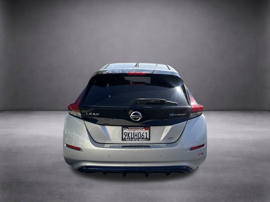 Used 2020 Nissan Leaf SV w/ Protection Package FWD image 6