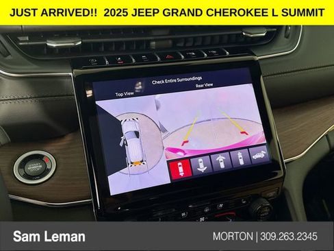 New 2025 Jeep Grand Cherokee L Summit w/ Luxury Tech Group V image 14