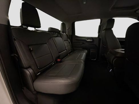 Used 2023 GMC Sierra 1500 SLT AWD/4WD image 28