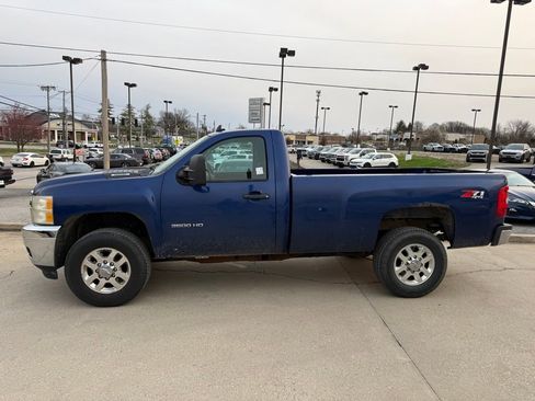 Used 2013 Chevrolet Silverado 3500 LT w/ Interior Plus Package image 10