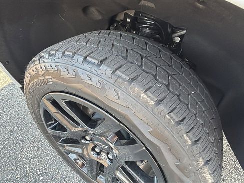 New 2025 Chevrolet Colorado Z71 w/ Technology Package image 10