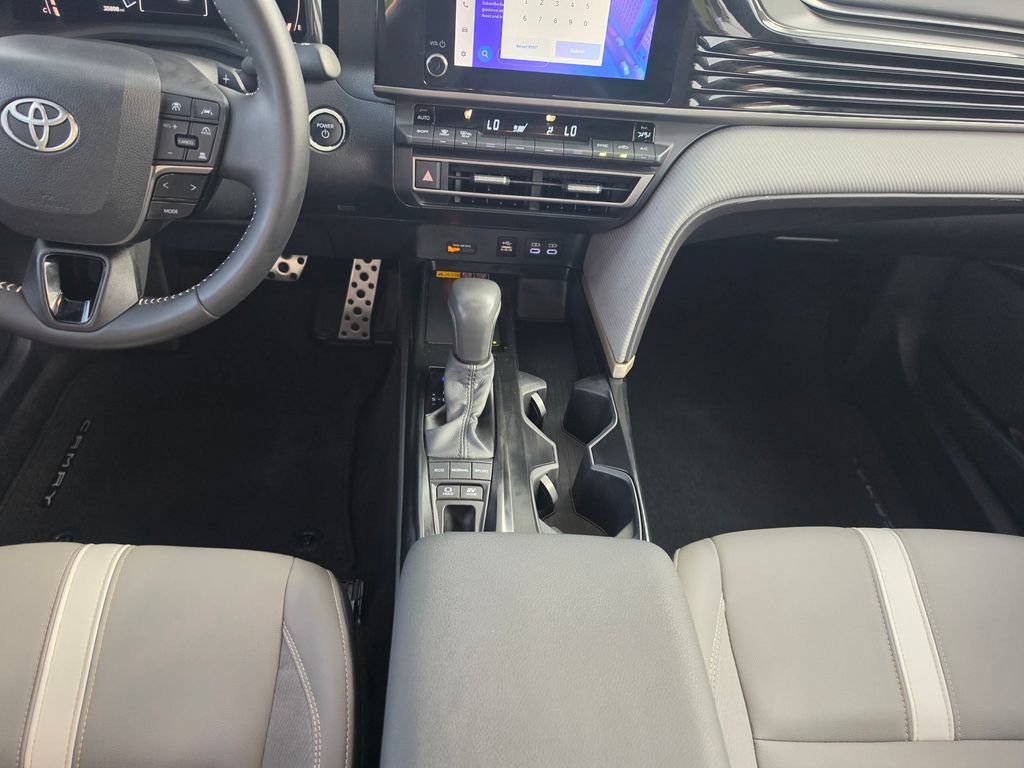 Used 2025 Toyota Camry SE w/ Convenience Package FWD image 29