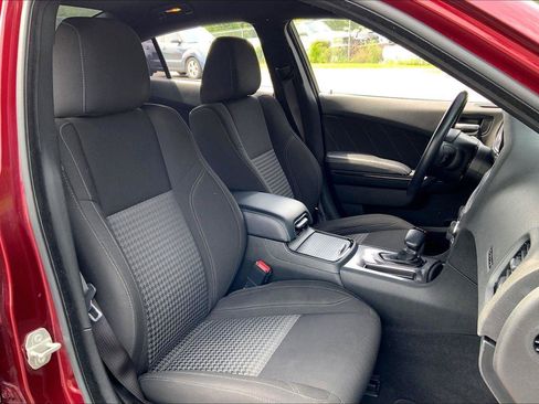 Used 2023 Dodge Charger SXT w/ Blacktop Package RWD image 7
