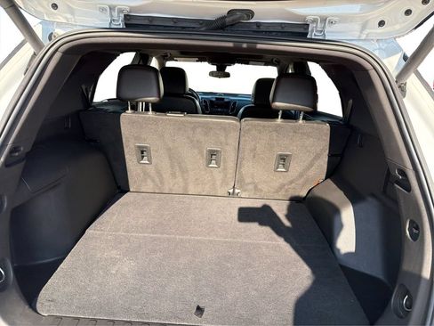 Used 2022 Chevrolet Equinox RS w/ RS Leather Package FWD image 14