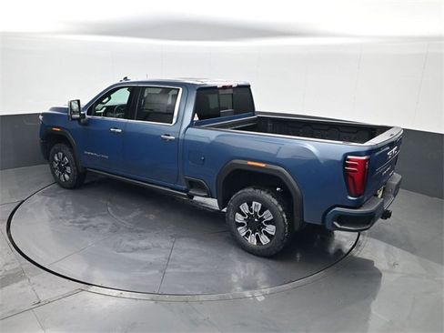 New 2026 GMC Sierra 3500 Denali w/ Denali Reserve Package image 19