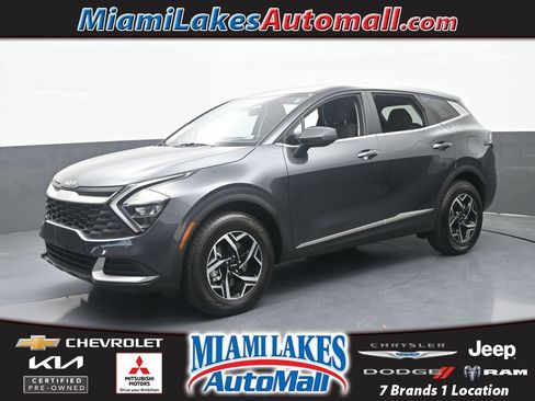 Used 2023 Kia Sportage LX AWD/4WD image 1