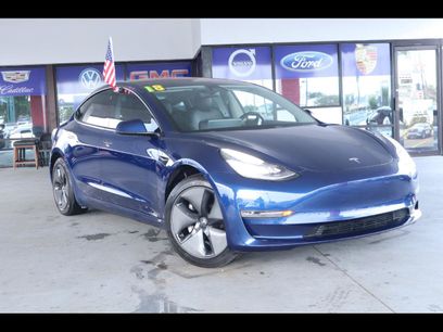 Used 2018 Tesla Model 3 Mid Range
