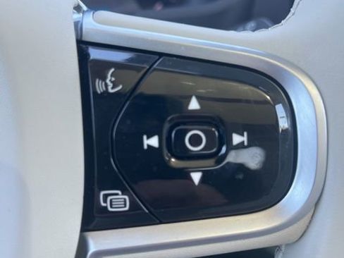 New 2026 Volvo XC90 B6 Ultra w/ Protection Package image 13