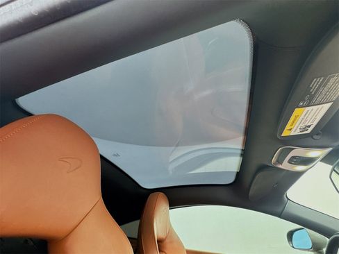 Used 2017 McLaren 570S Base image 20