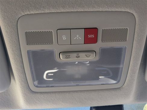 New 2025 Hyundai Venue Limited image 22