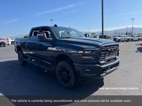 Used 2025 RAM 2500 Big Horn AWD/4WD image 8